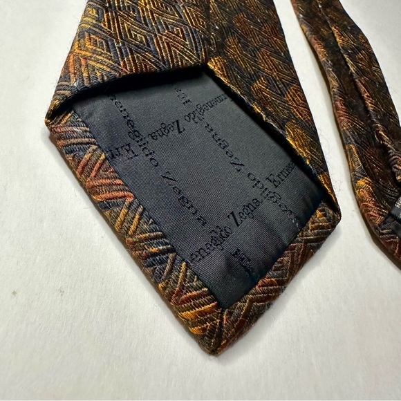 Silk/Wool Ermenegildo Zegna Heavy Geometric Classic Tie, 4” 57.5” fall designer - Picture 6 of 8